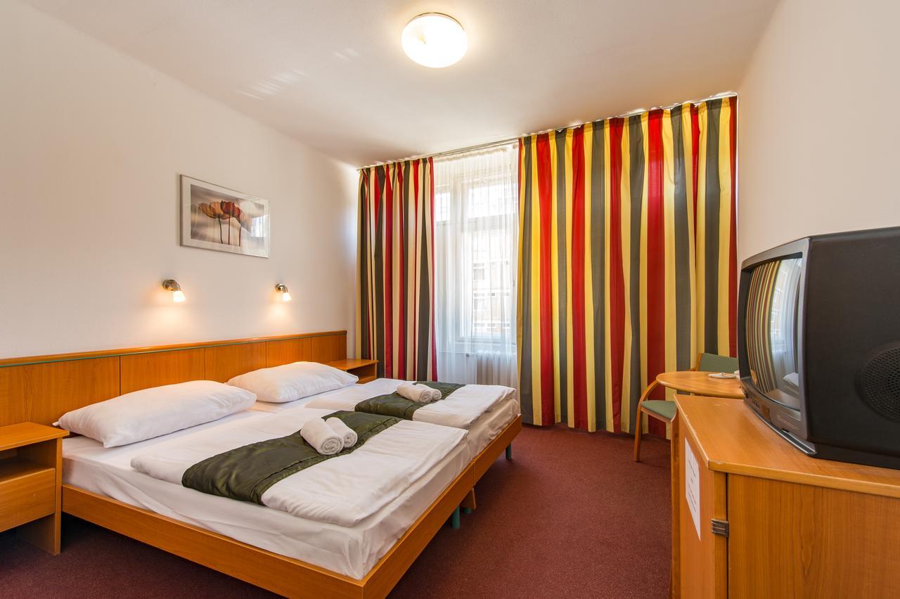 Hotel Griff بودابست المظهر الخارجي الصورة
