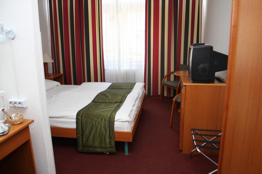 Hotel Griff بودابست المظهر الخارجي الصورة