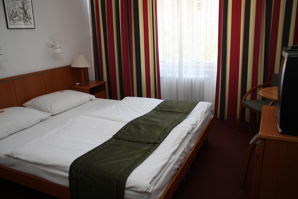 Hotel Griff بودابست المظهر الخارجي الصورة